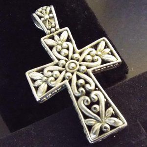 CELTIC DESIGN OPEN FILIGREE LARGE SILVERY CROSS CRUCIFIX PENDANT 73